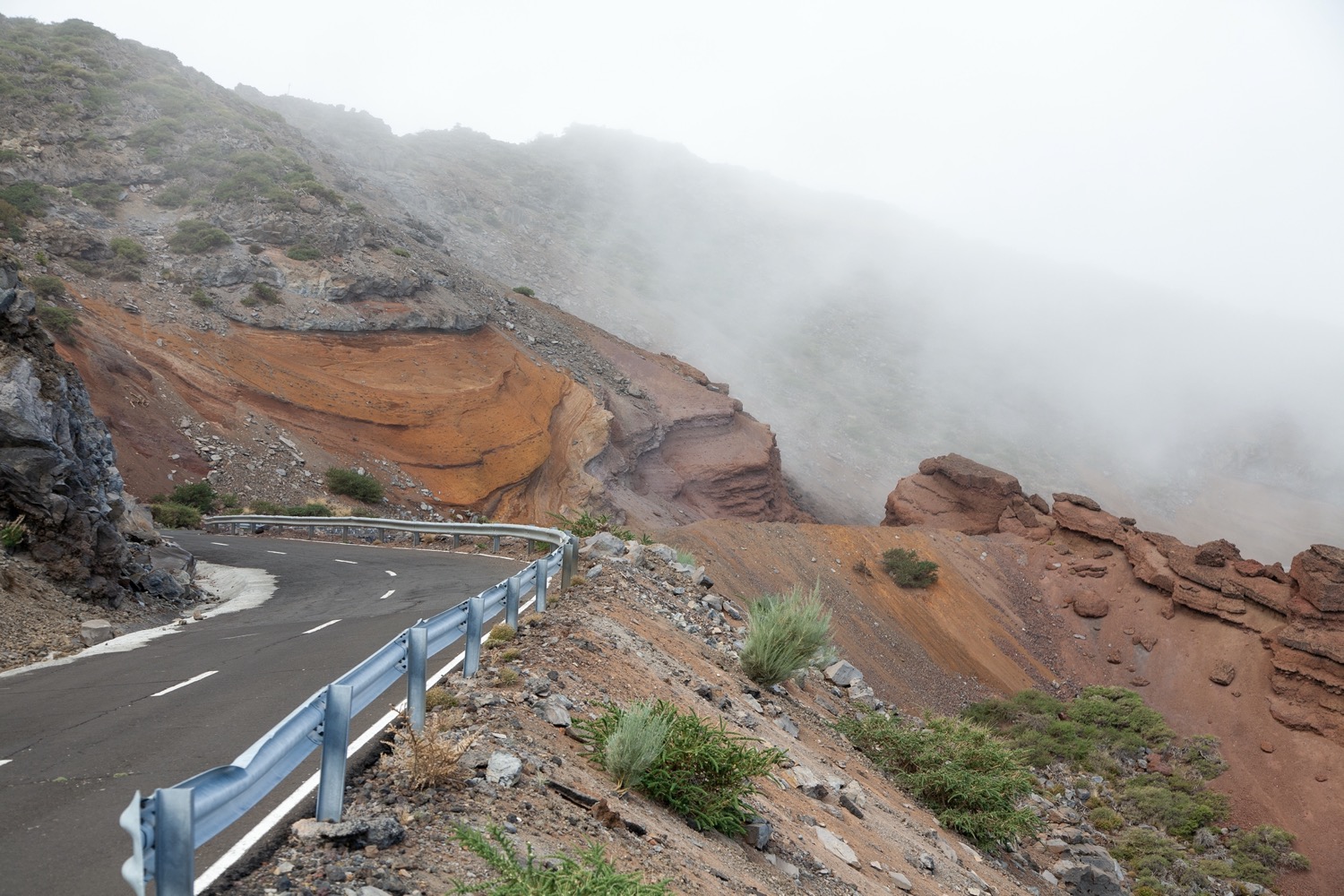 Carretera para llegar a la caldera de taburiente