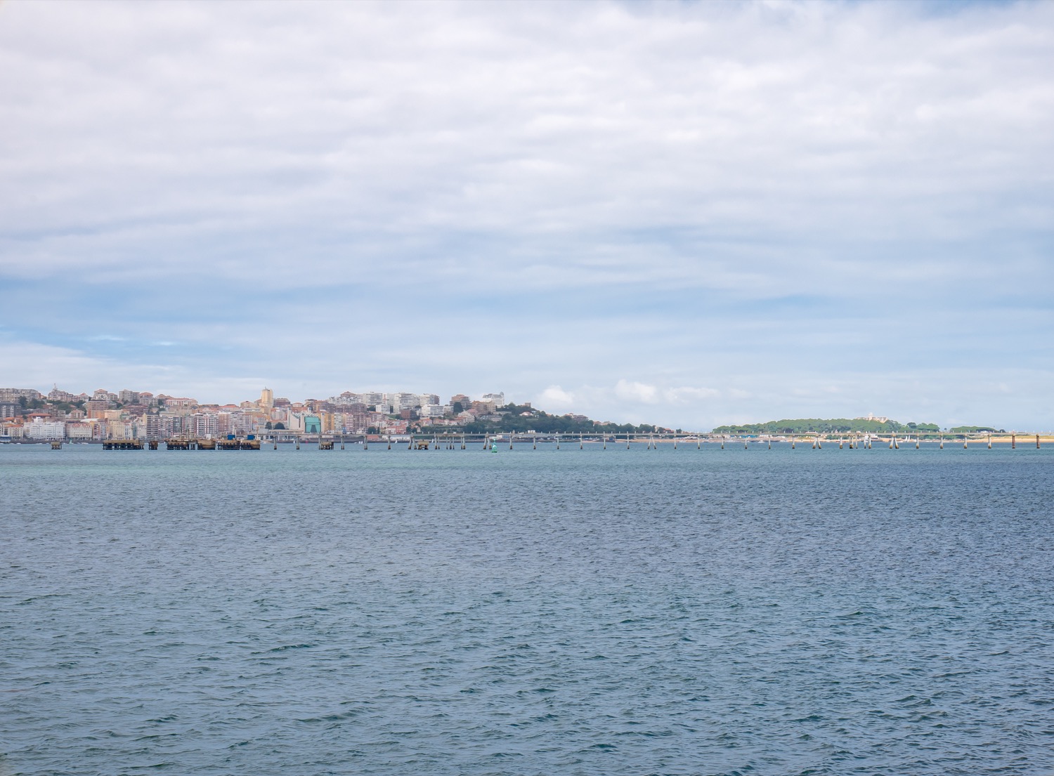 Vista de Santander desde la península de la magdalena