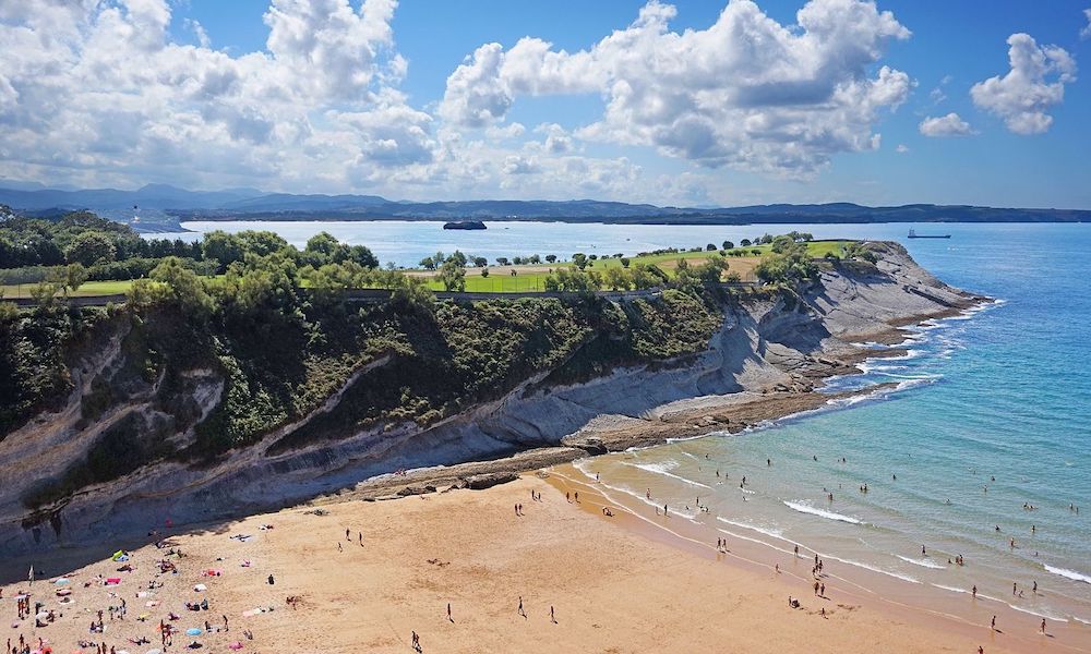 Playa de Mataleñas