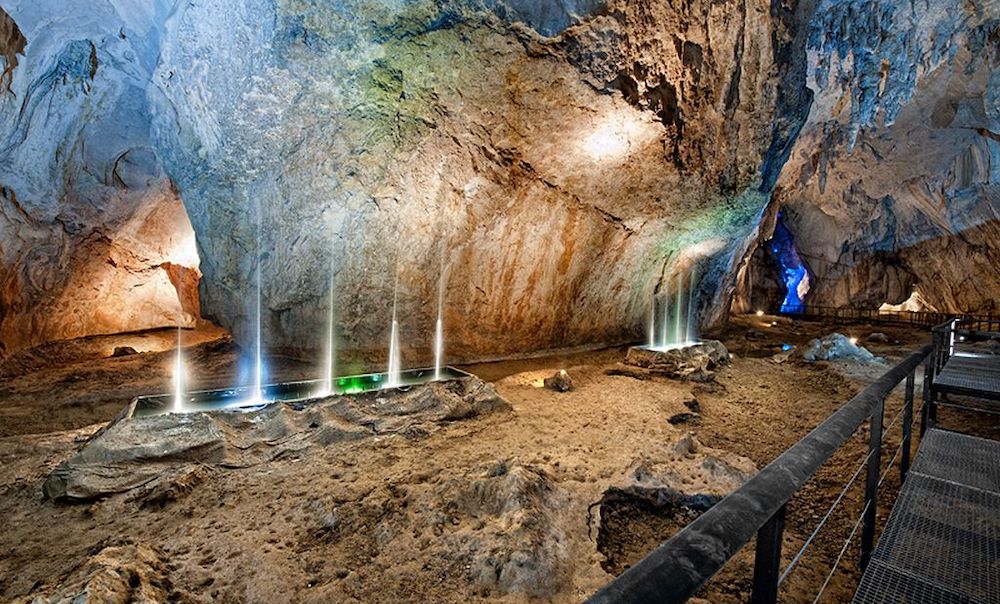 Cueva de Cullalvera