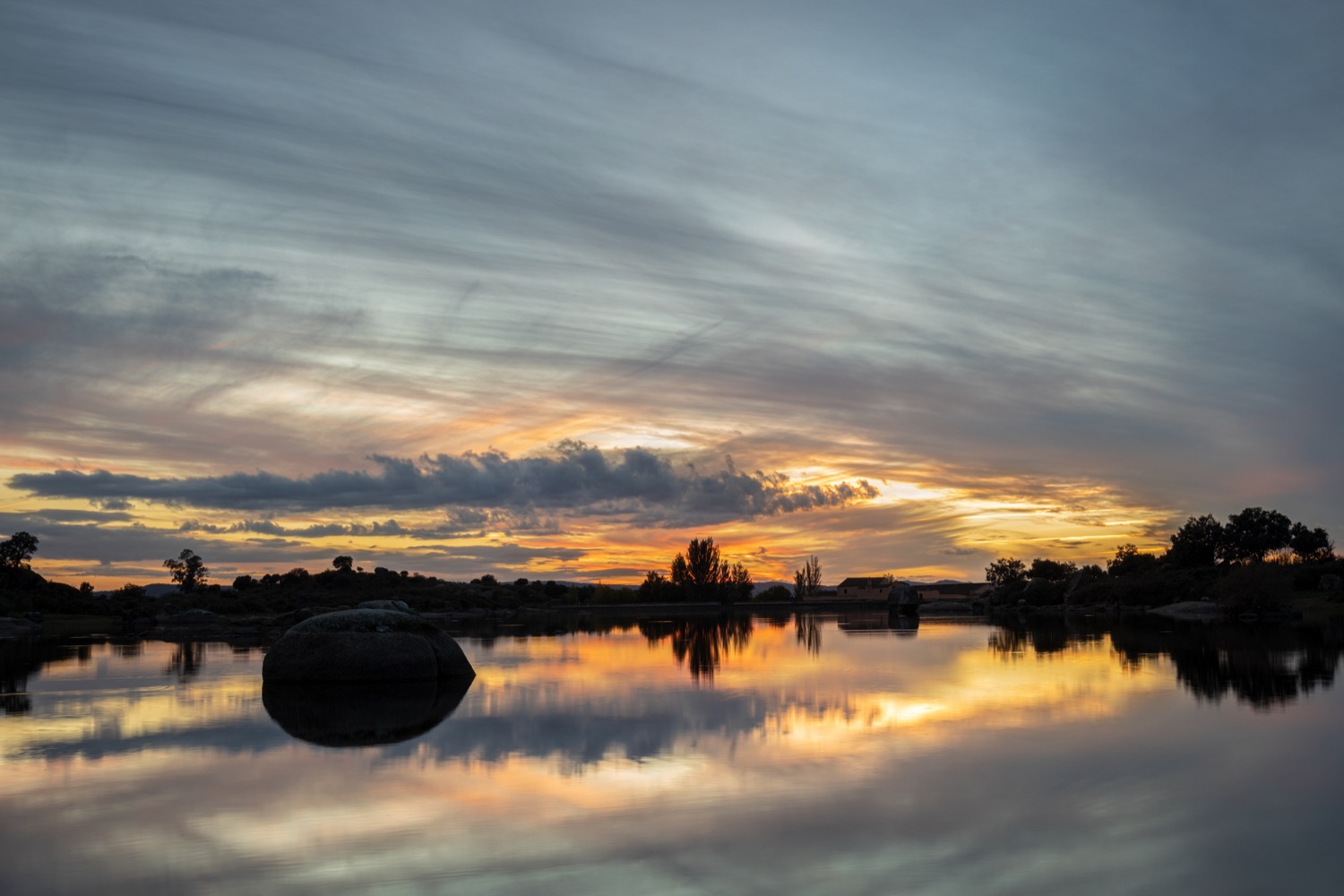 Atardecer en los Barruecos de Malpartida de Cáceres