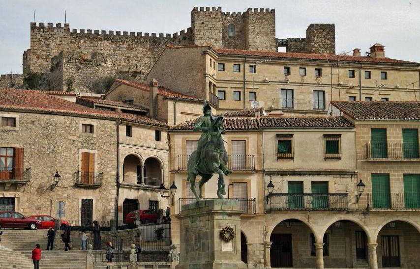 plaza mayor trujillo