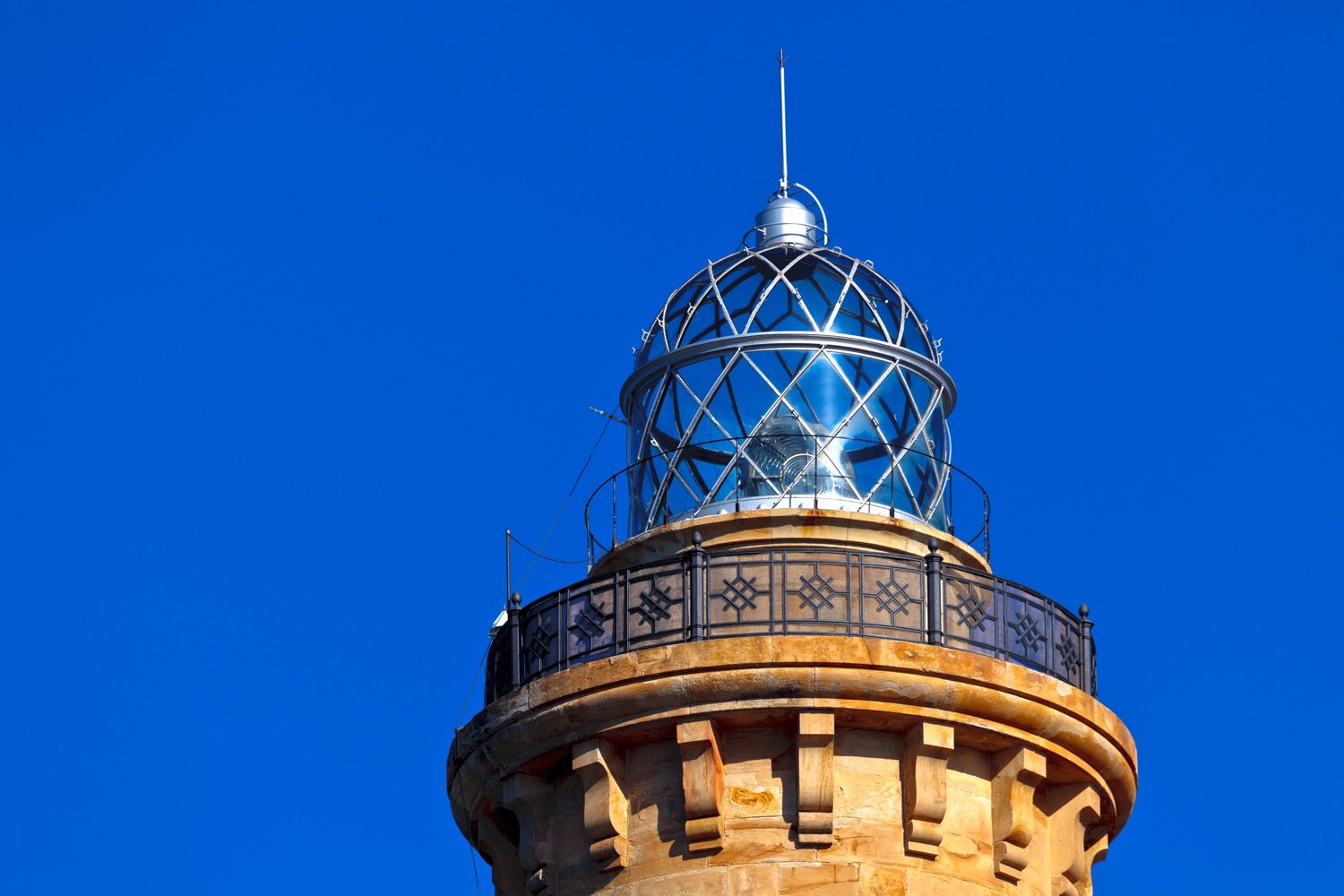 Detalle del faro de chipiona
