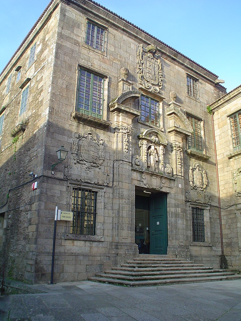 fachada museo del pueblo gallego