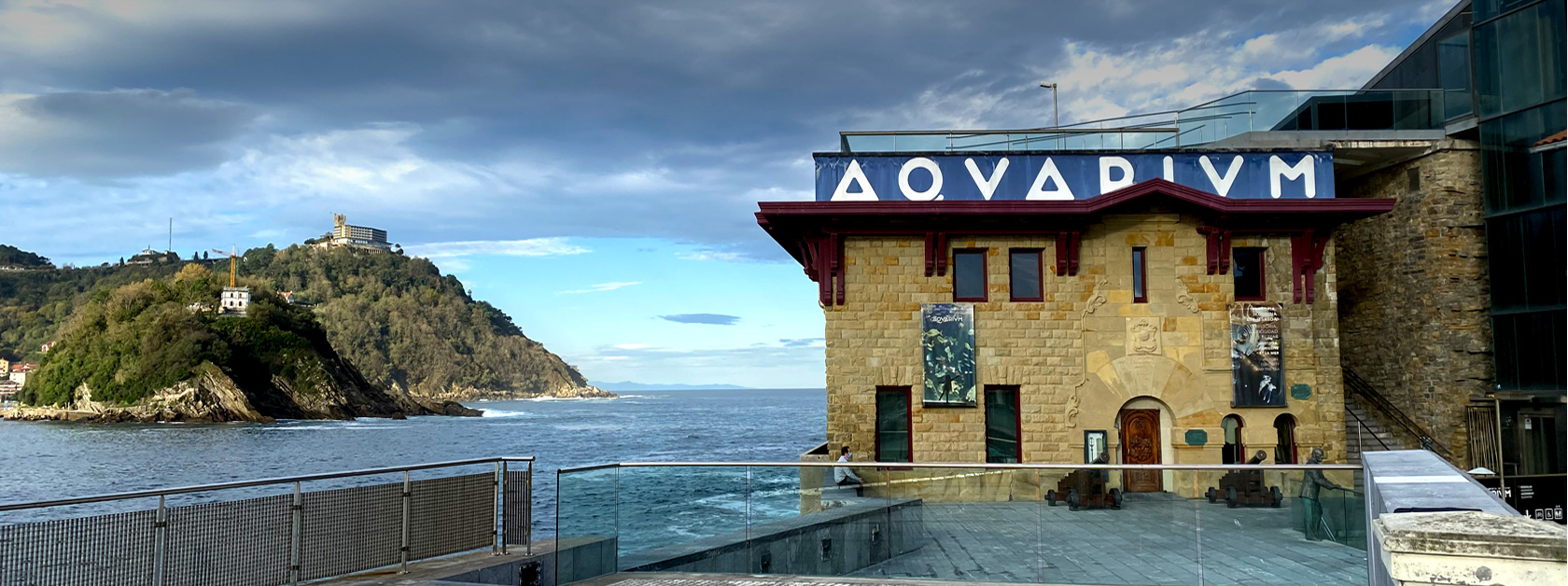 Fachada del Acuario de san sebastián