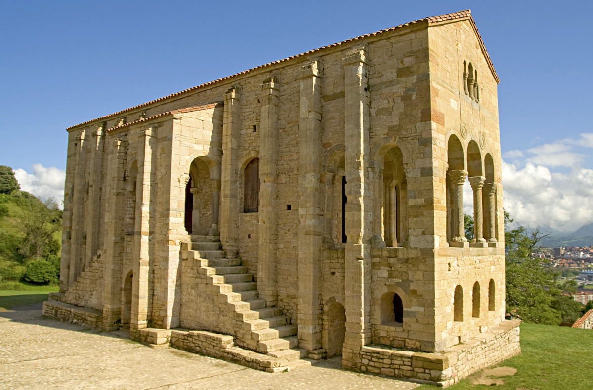 Iglesia de Santa María del Naranco