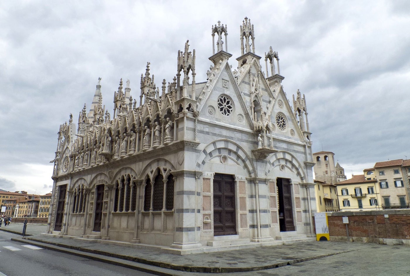 Iglesia de Santa Maria della Spina