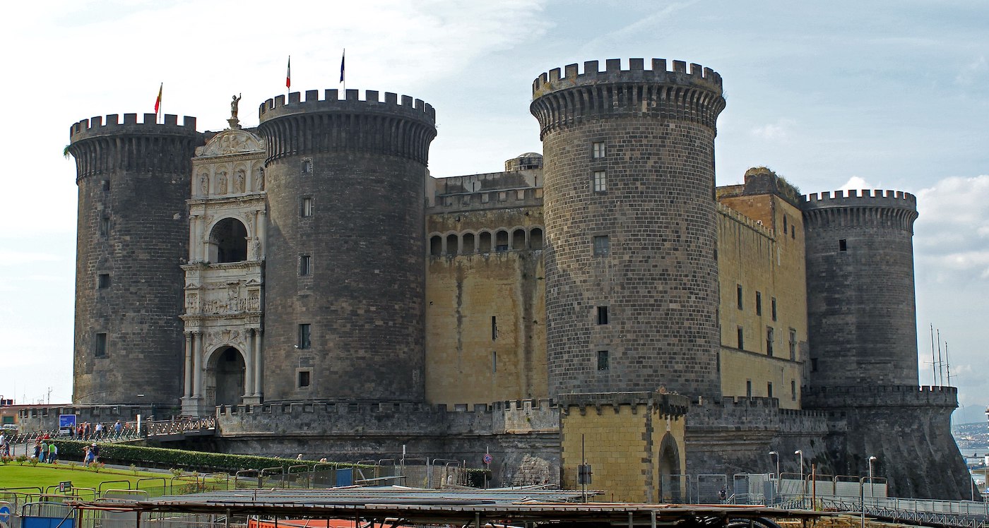 castel nuovo