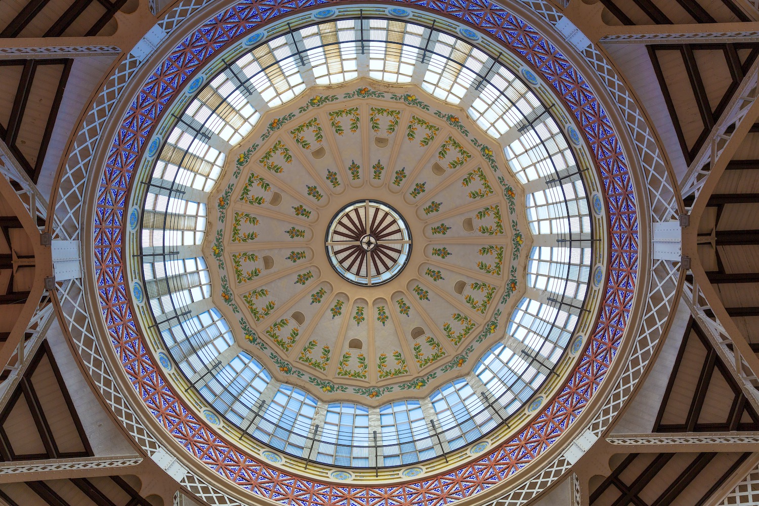 cupula mercado central valencia