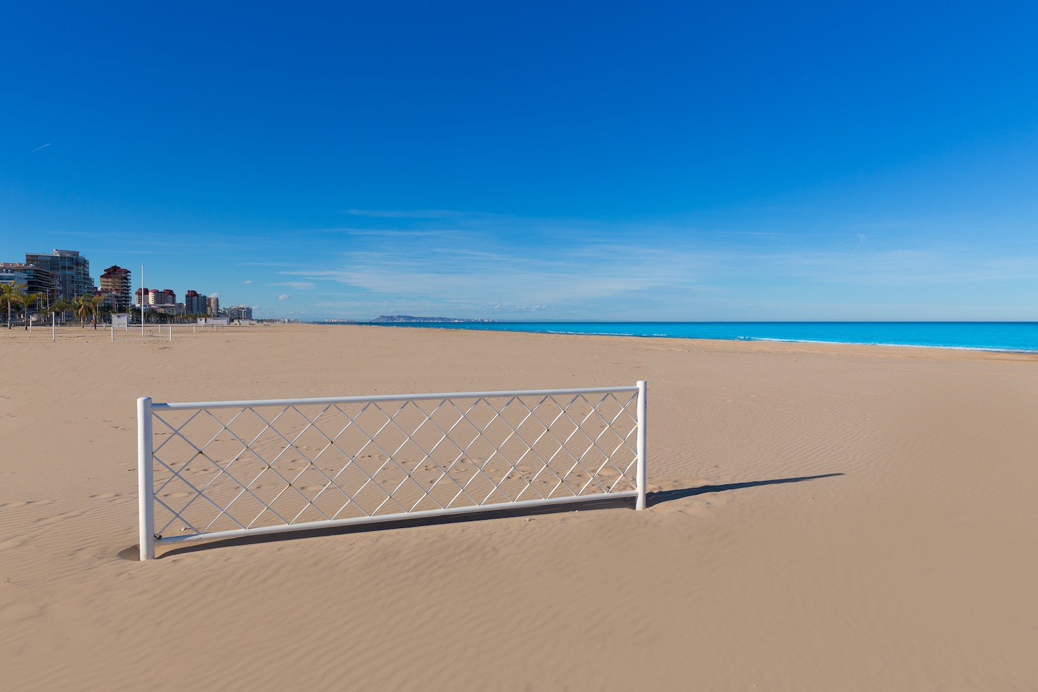 red de voley en playa de gandia