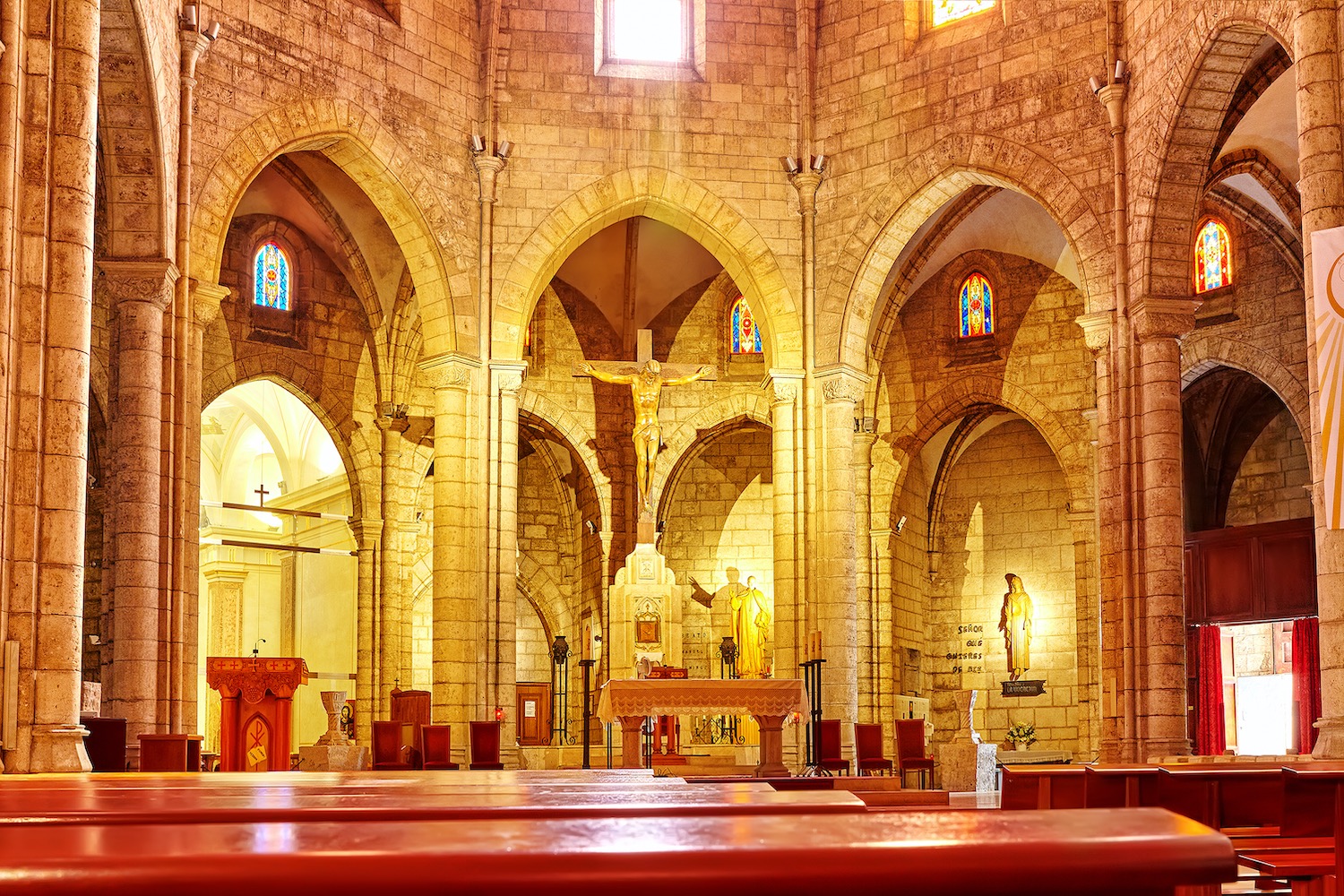 interior sagrado corazon tibidabo