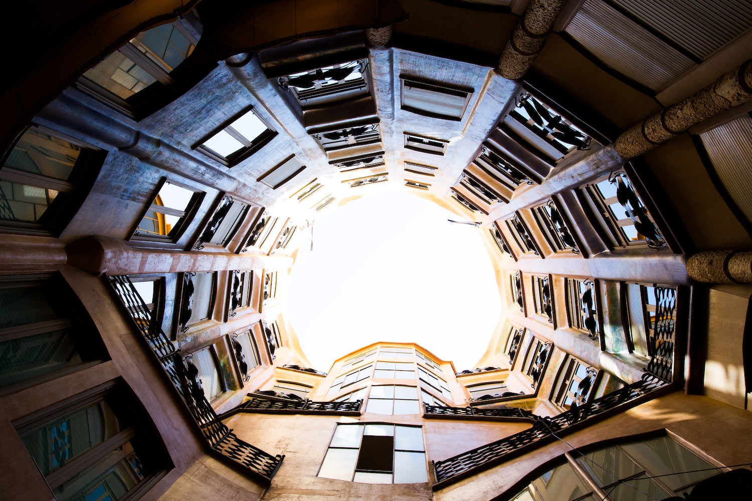 patio la pedrera