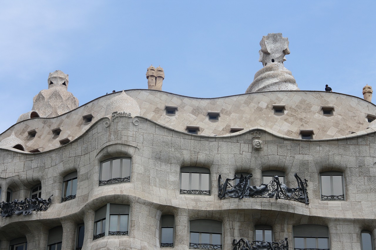 casa mila en paseo de gracia