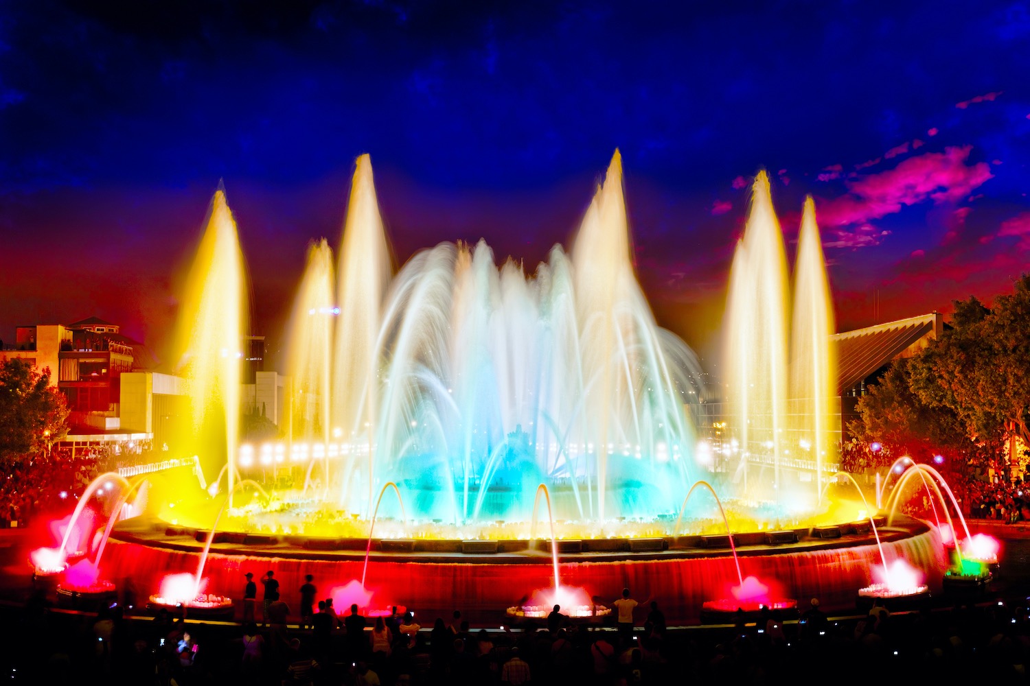 colores fuente magica de montjuic