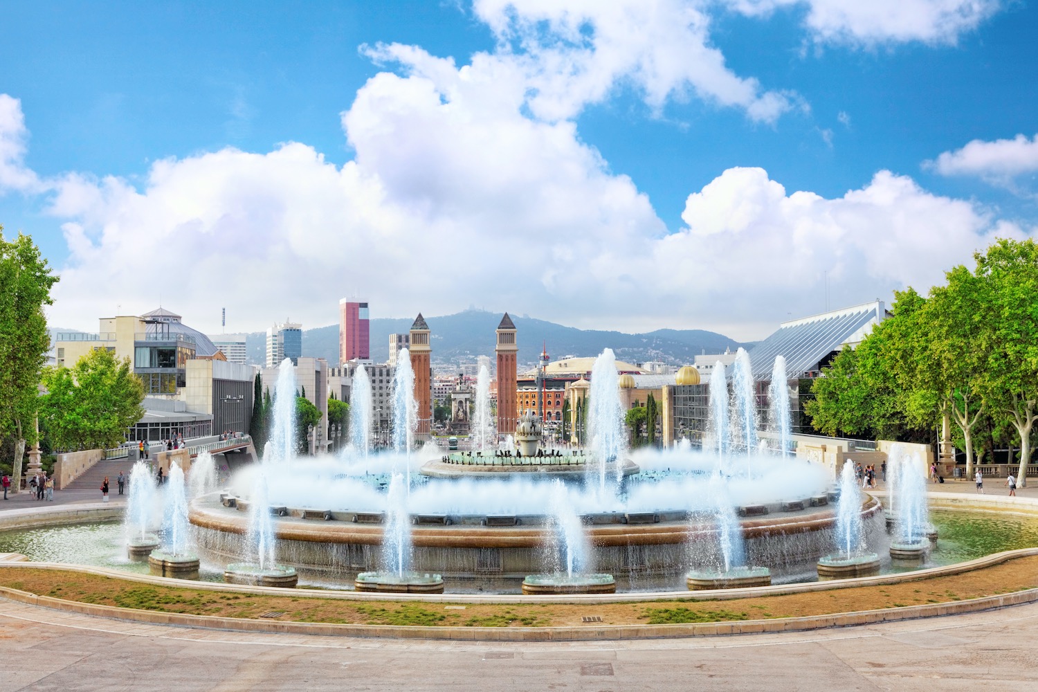 fuente de montjuic