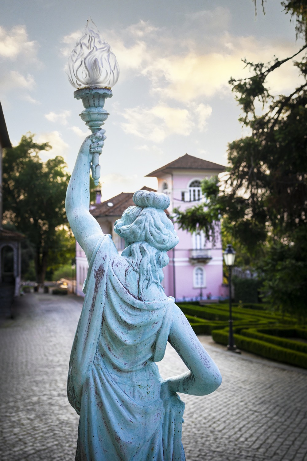 Estatua en buzaco