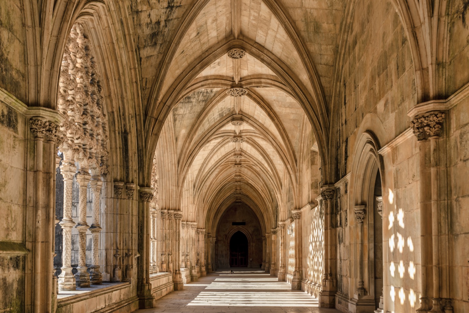 Pasillo del monasterio de batalha