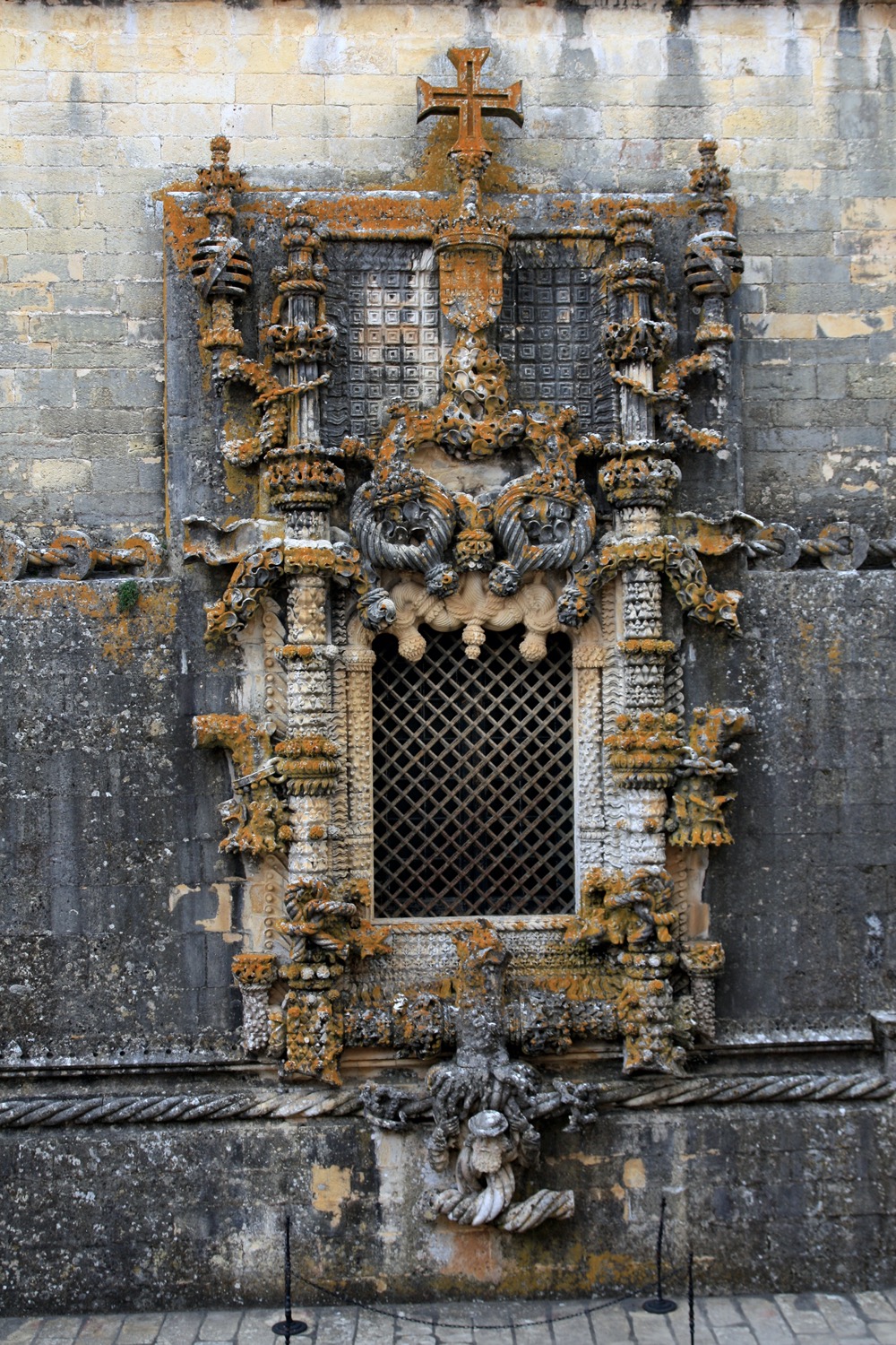 Ventana del convento de cristo en Tomar