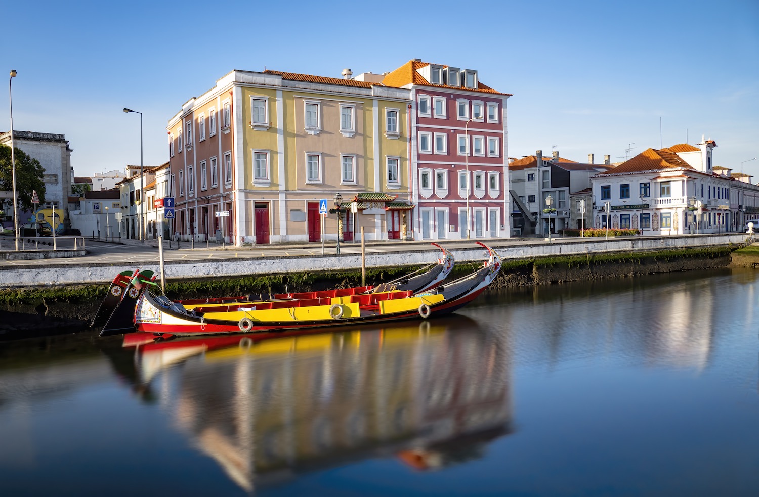 Barcas en la ría de Aveiro