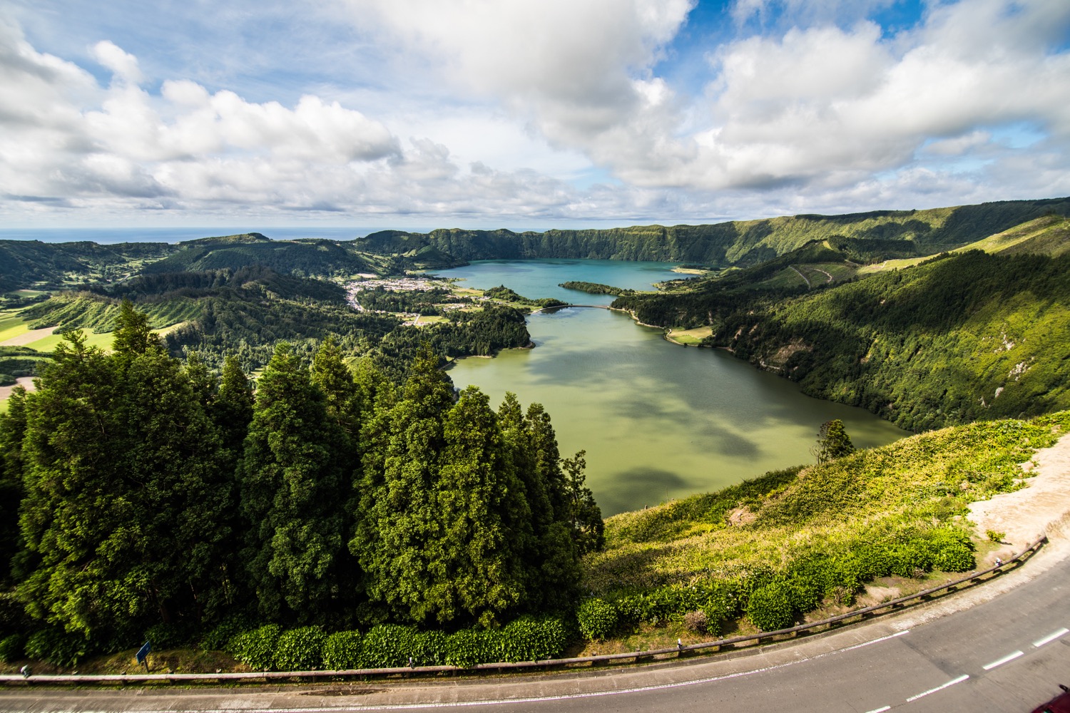 Carretera en las Azores