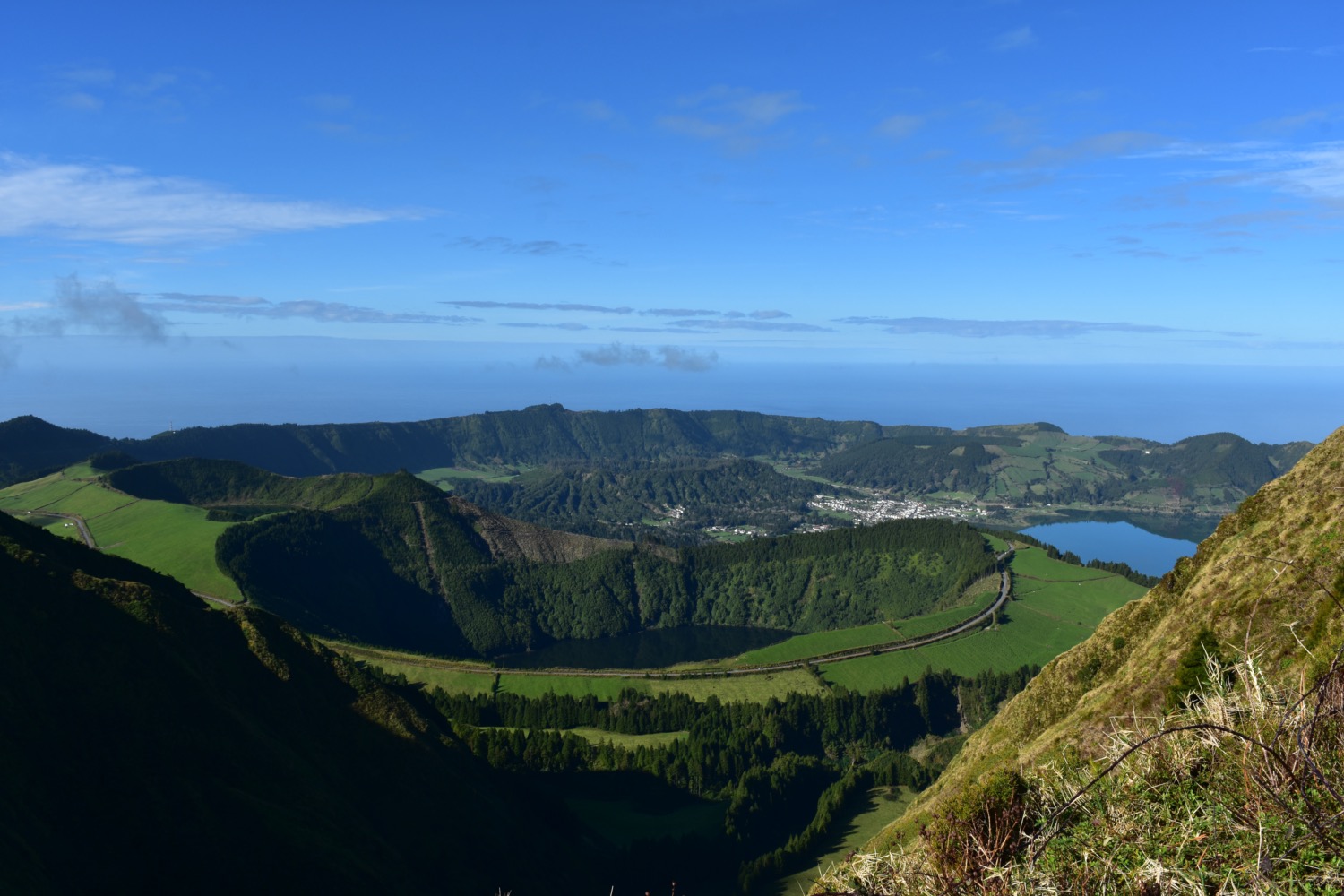 Crater en la isla de San Miguel de las Azores