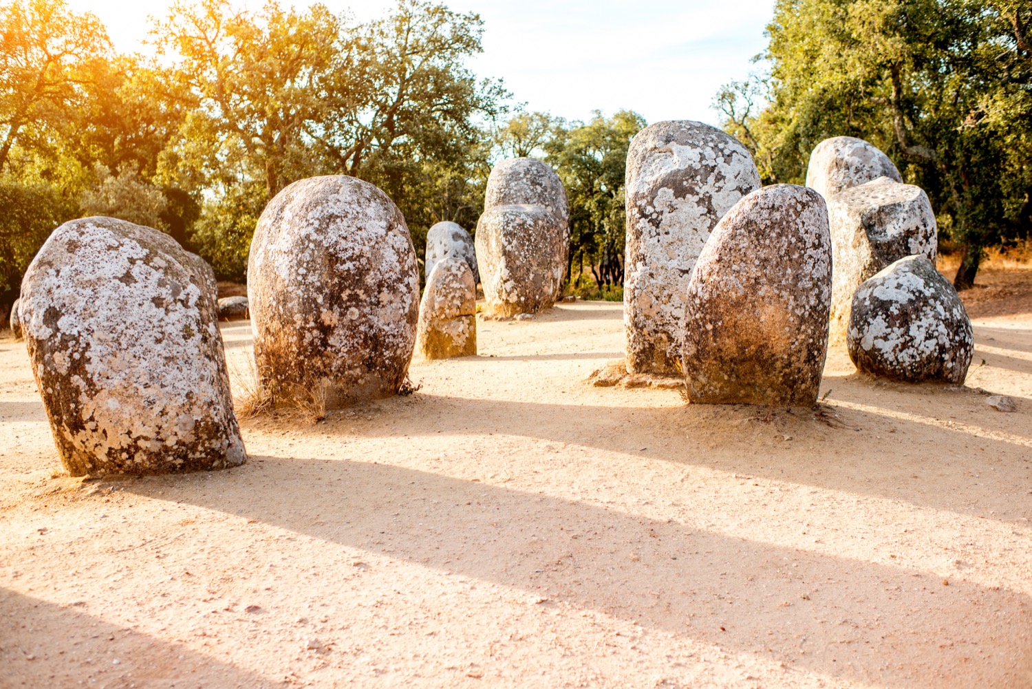 Vista del cromlech de los almendros en evora