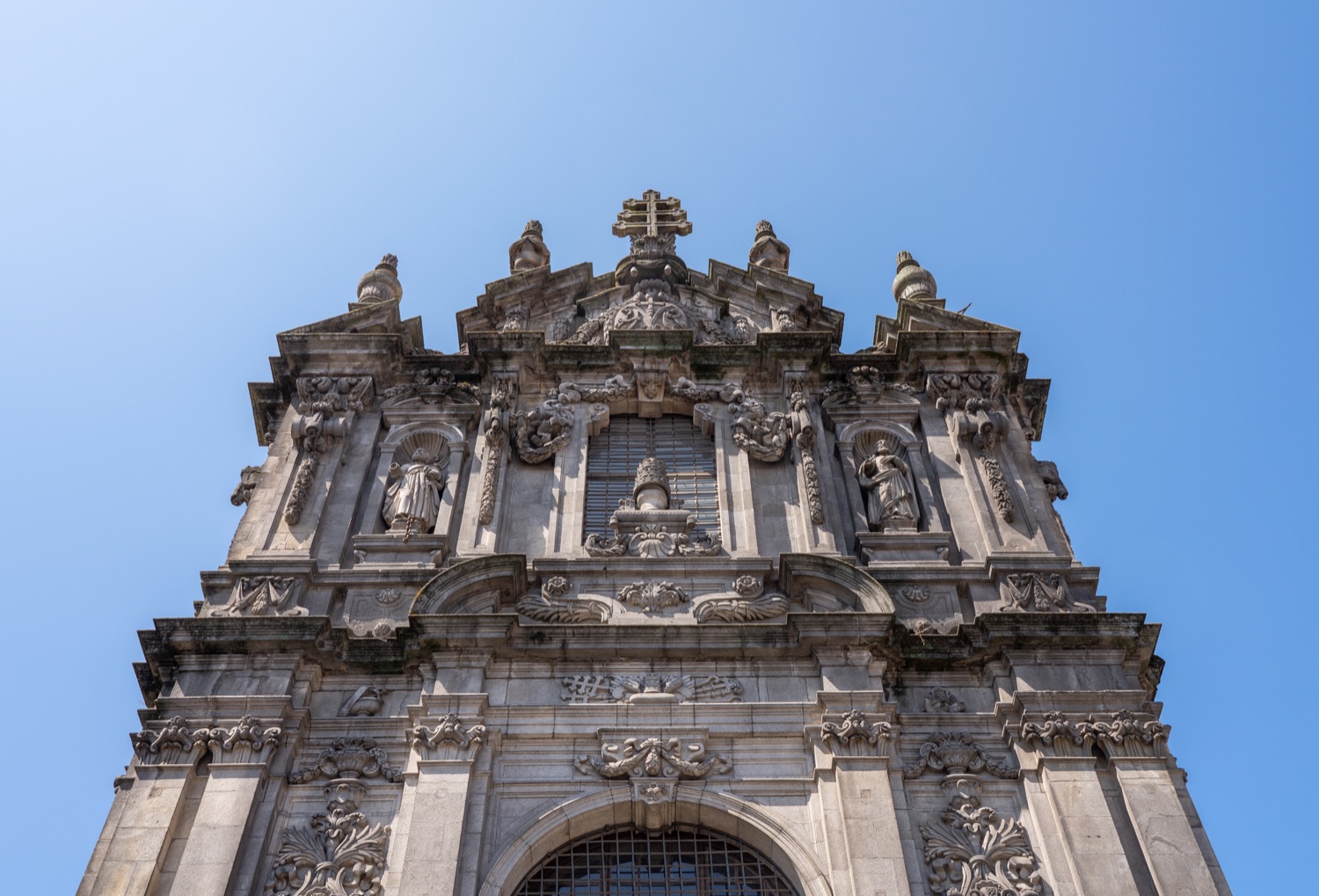 Entrada iglesia de los clérigos