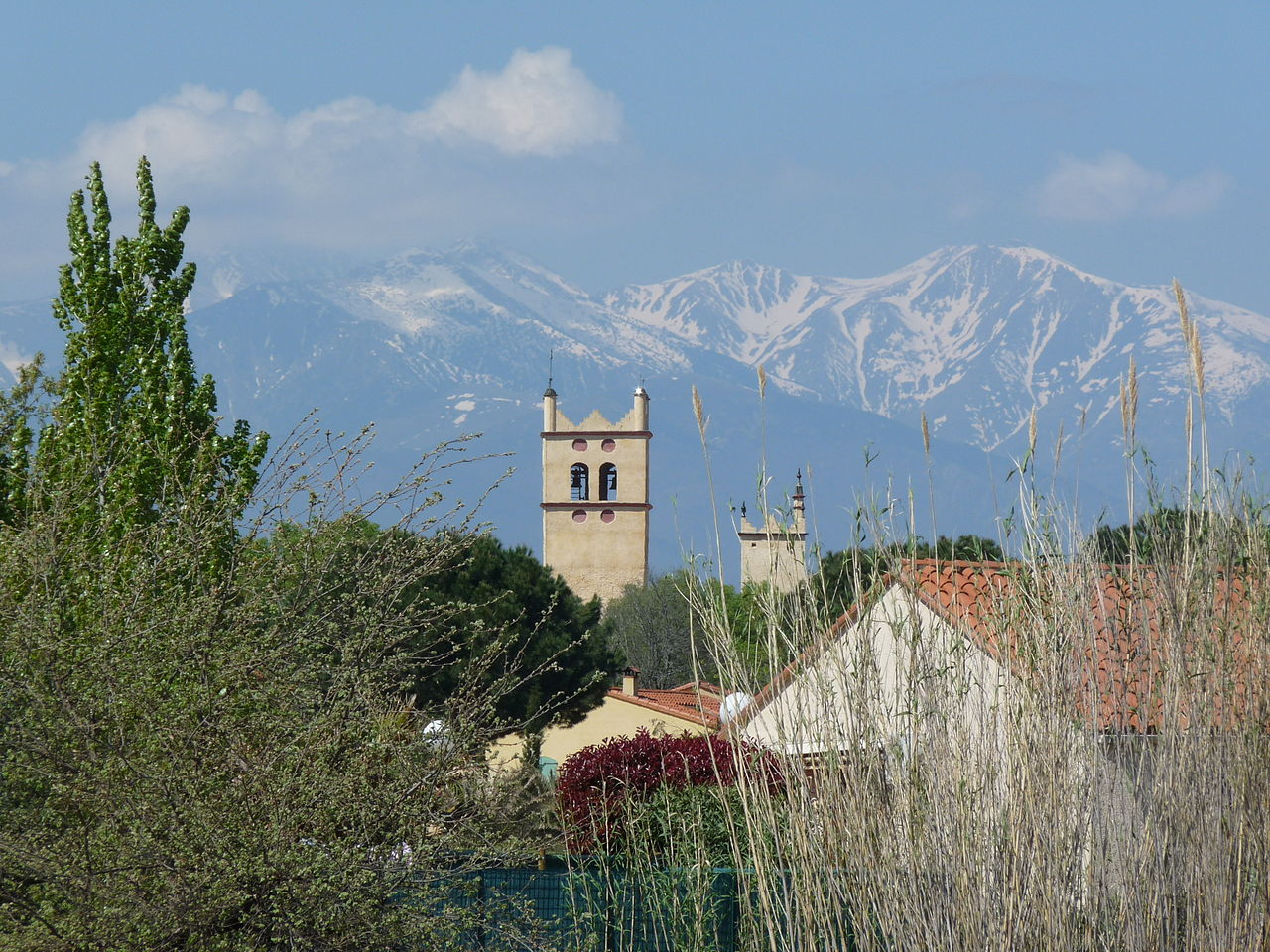 abadia Saint Genis Des Fontaines