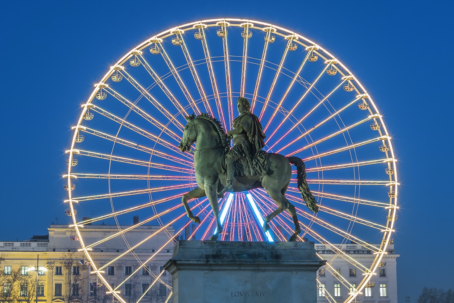 Estatua del Rey Luis XIV en Lyon