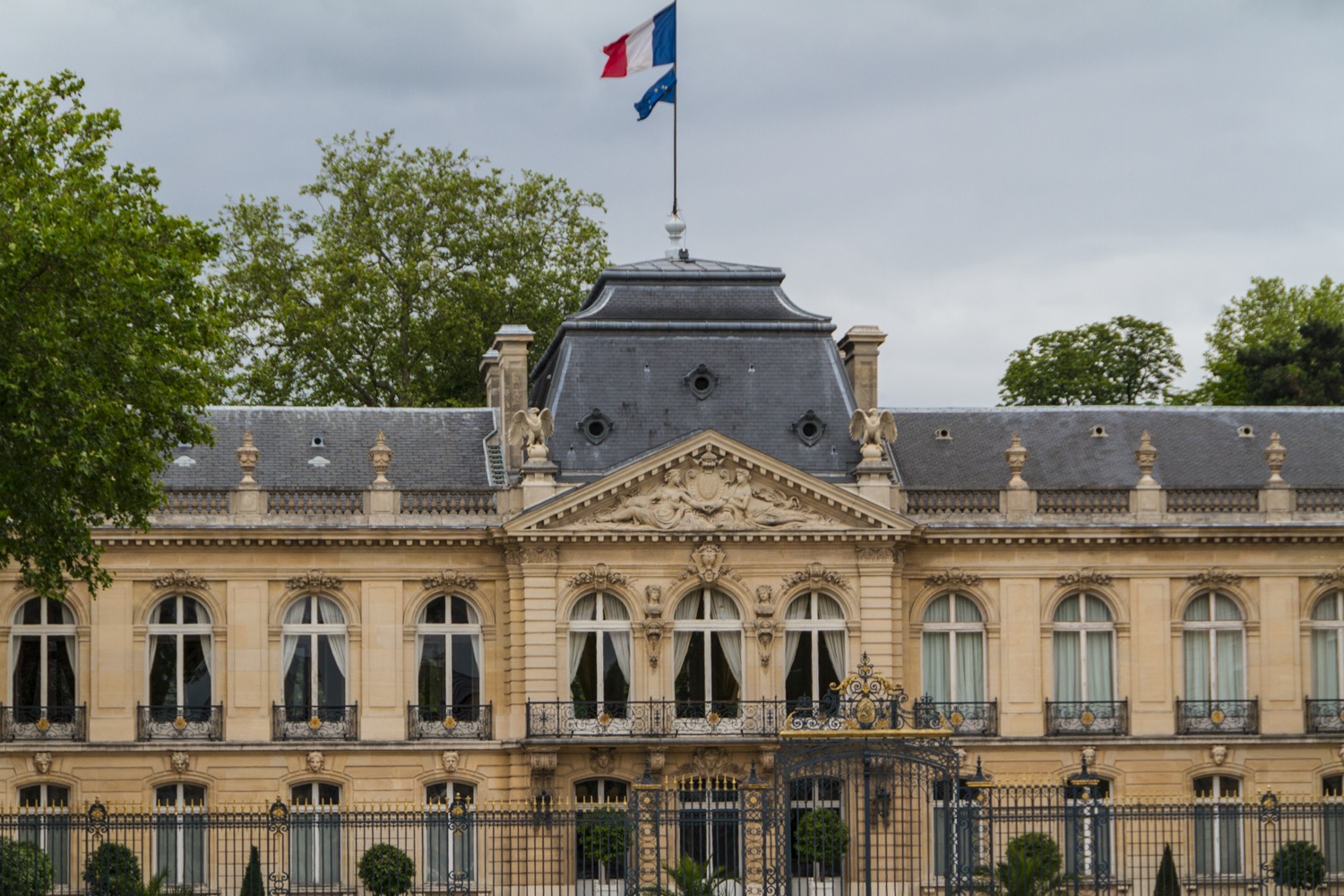 Edificio en Versalles