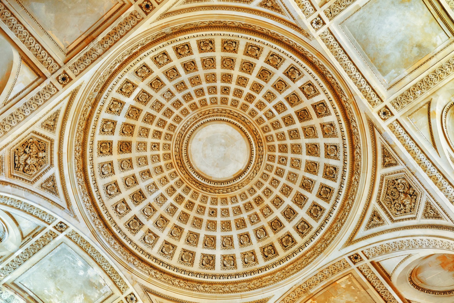 Cúpula del Panteón de París