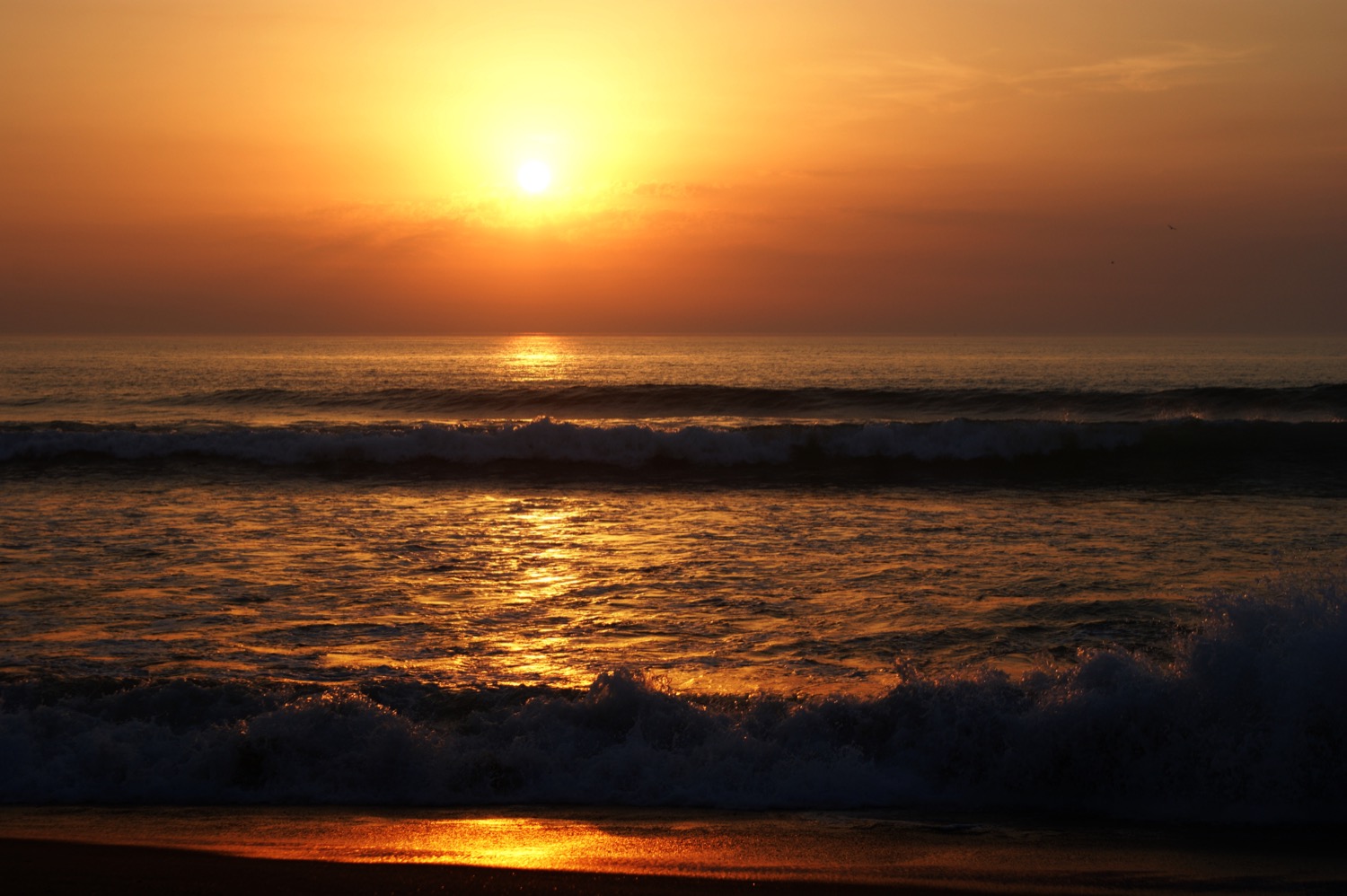 amanecer en playa de caparica