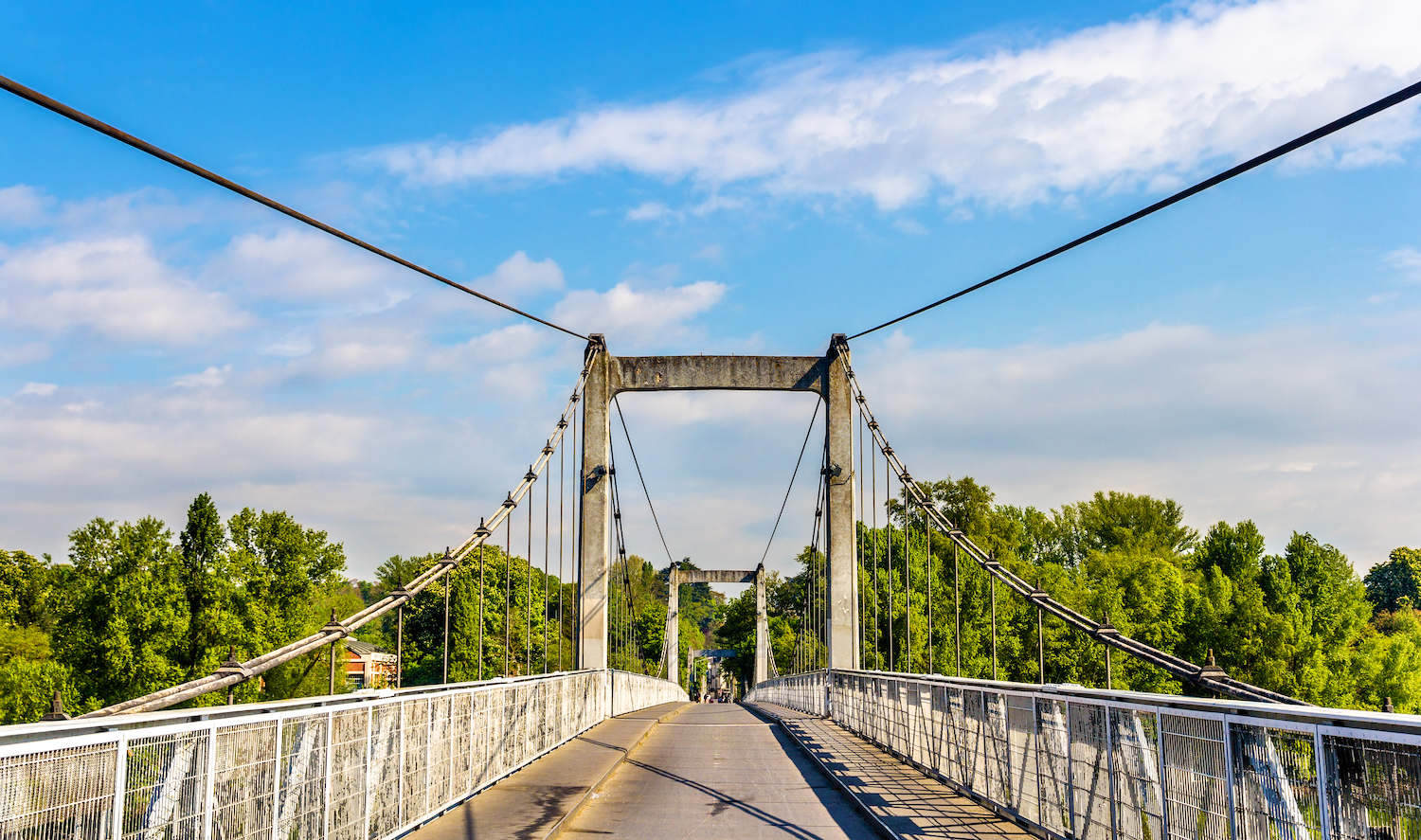 Puente en Tours