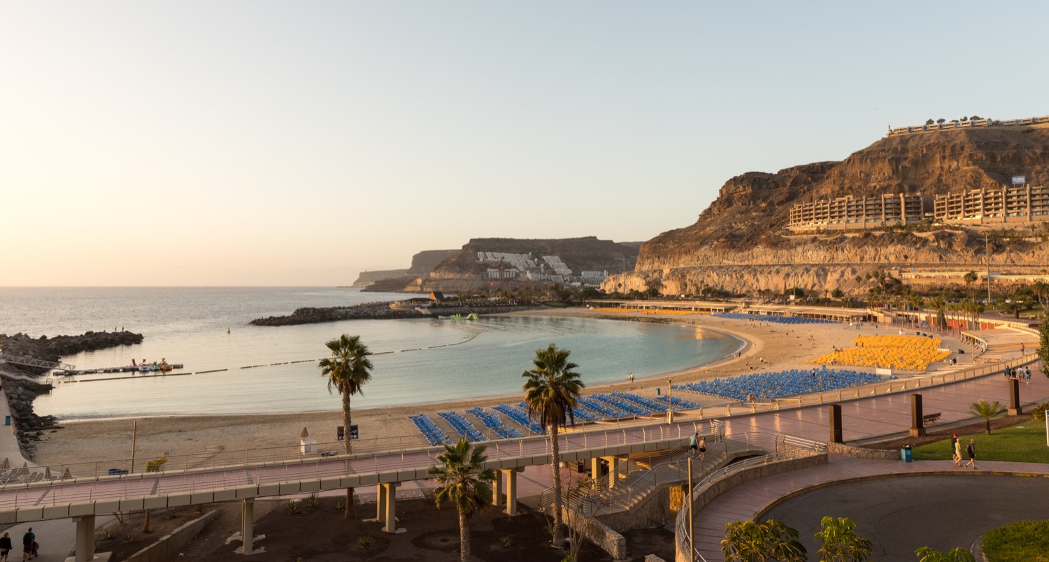 Vista desde hotel de la playa de Amadores